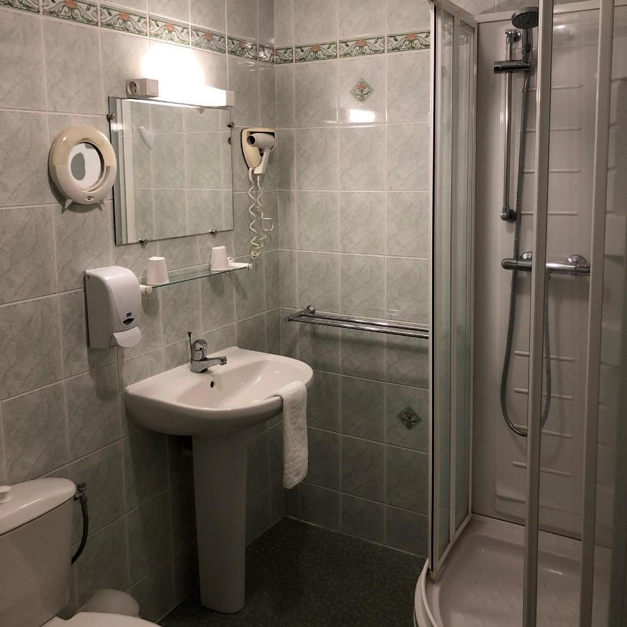 Hostellerie Au Rendez-Vous Des Amis Шомон Екстер'єр фото