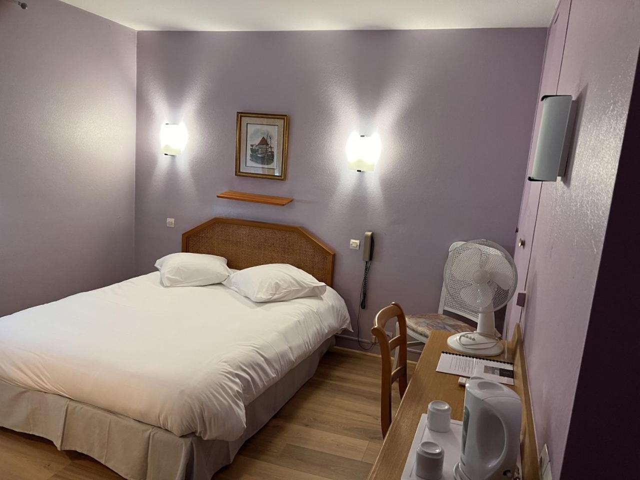 Hostellerie Au Rendez-Vous Des Amis Шомон Екстер'єр фото